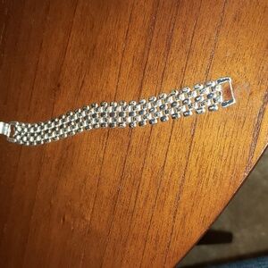 Silver metal bracelet (not silver)